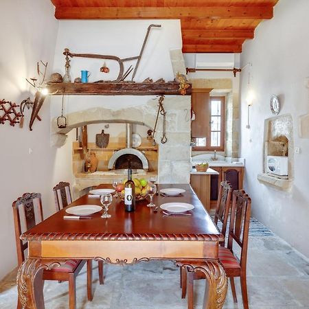 Traditional Home Vereniki With Heated Pool - By Apokoronas Villas Gavalochori Zewnętrze zdjęcie