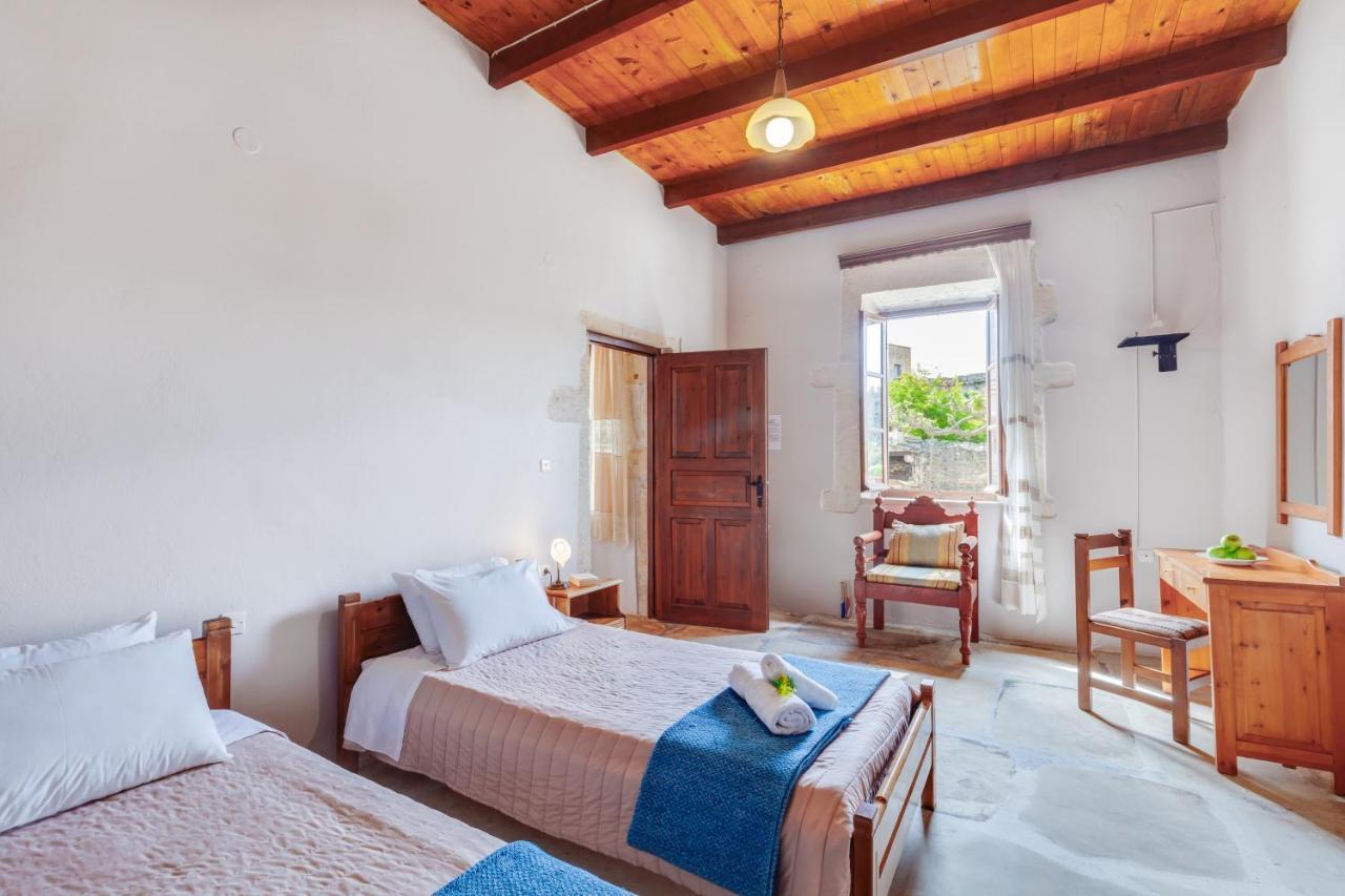 Traditional Home Vereniki With Heated Pool - By Apokoronas Villas Gavalochori Zewnętrze zdjęcie